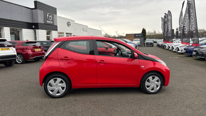 Toyota Aygo 1.0 VVT-i X-Play 5dr Petrol Hatchback